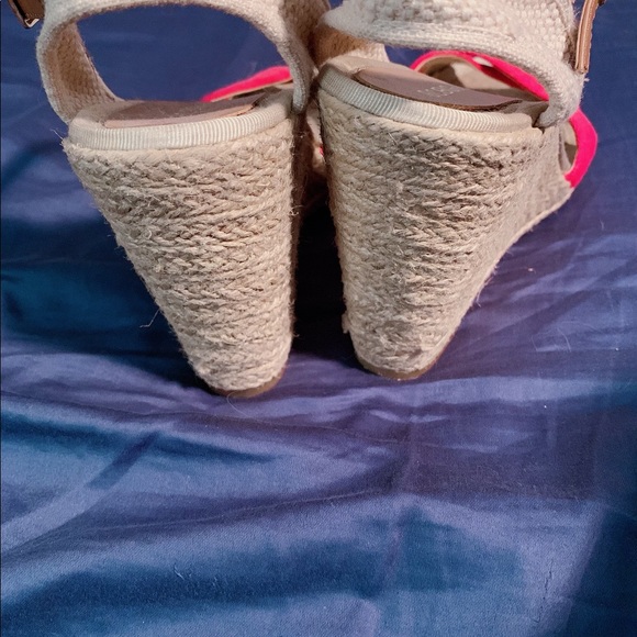 Pink and brown wedge shoes - Picture 3 of 3